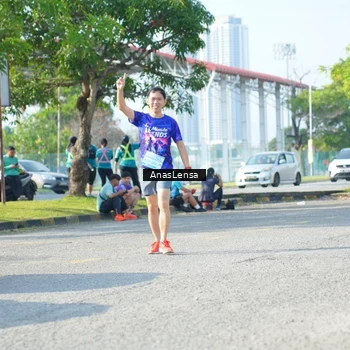 Runner Photo 3253453