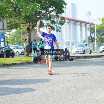 Runner Photo 3253455