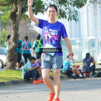 Runner Photo 3253462