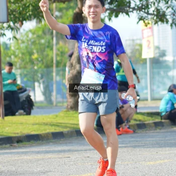 Runner Photo 3253537