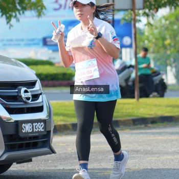 Runner Photo 3253744