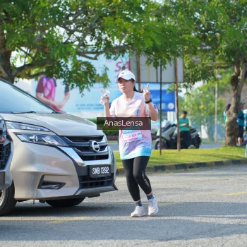 Runner Photo 3253754