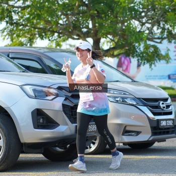 Runner Photo 3253843
