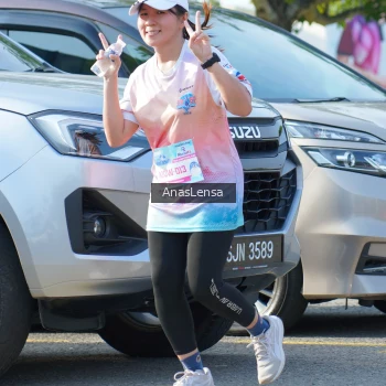 Runner Photo 3253858