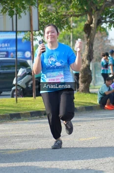 Runner Photo 3254009