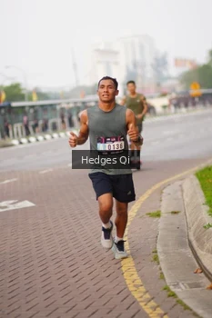 Runner Photo 3254021