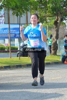 Runner Photo 3254096