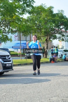 Runner Photo 3254098