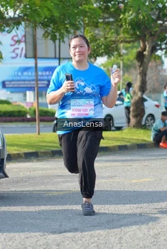 Runner Photo 3254107