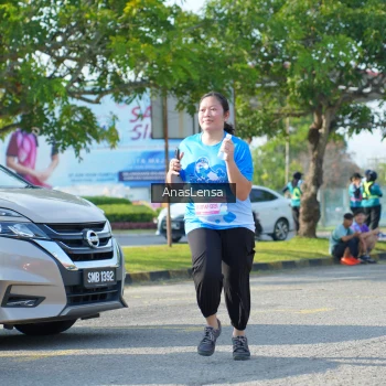 Runner Photo 3254128