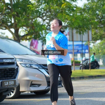 Runner Photo 3254142