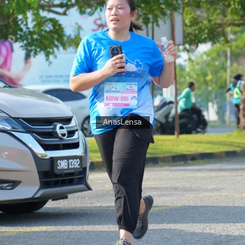Runner Photo 3254146