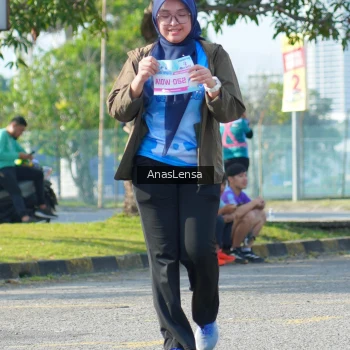 Runner Photo 3254280