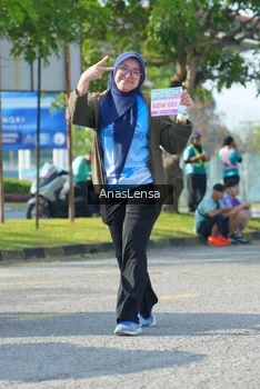 Runner Photo 3254316