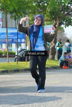 Runner Photo 3254332