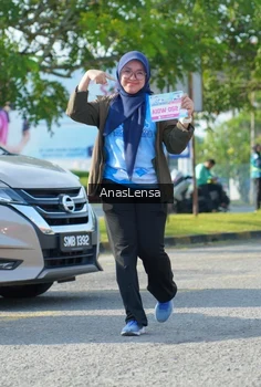 Runner Photo 3254416
