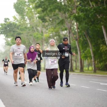 Runner Photo 3254458