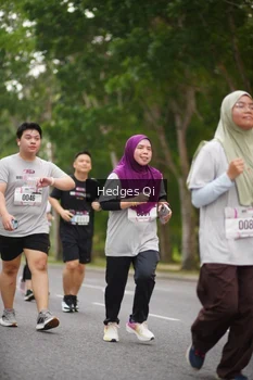 Runner Photo 3254546