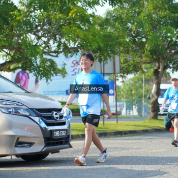 Runner Photo 3254689