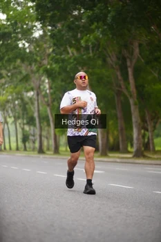 Runner Photo 3254860