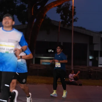 Runner Photo 3255981