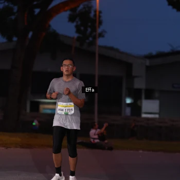 Runner Photo 3256009