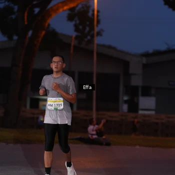 Runner Photo 3256013