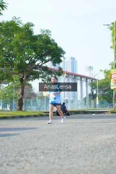 Runner Photo 3256035