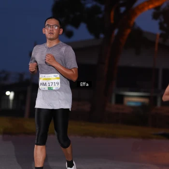 Runner Photo 3256044