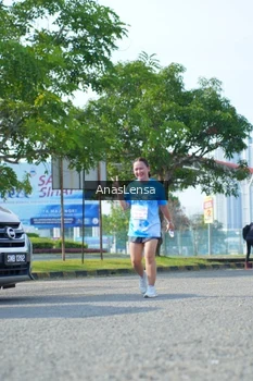 Runner Photo 3256142