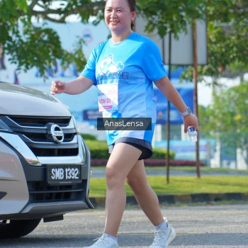 Runner Photo 3256172