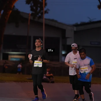 Runner Photo 3256352