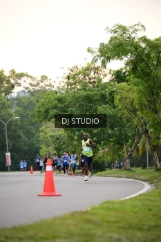 Runner Photo 3256485