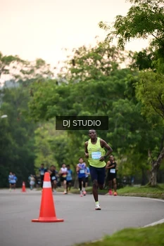 Runner Photo 3256505