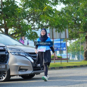 Runner Photo 3256592