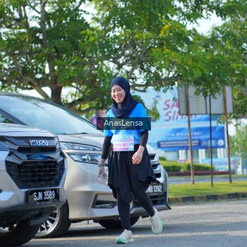 Runner Photo 3256635