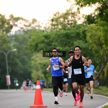 Runner Photo 3256669
