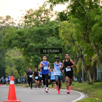 Runner Photo 3256709