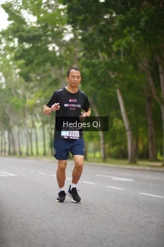 Runner Photo 3256715