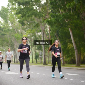 Runner Photo 3257001