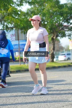 Runner Photo 3257300