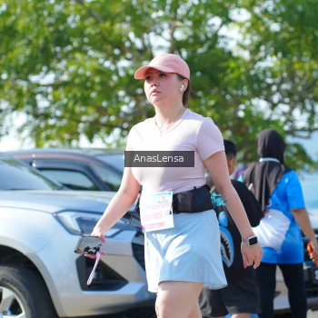 Runner Photo 3257376