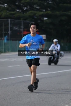 Runner Photo 3258001