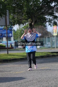 Runner Photo 3259810