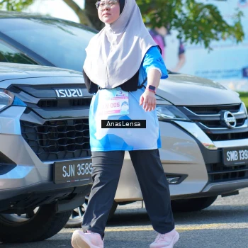 Runner Photo 3260025