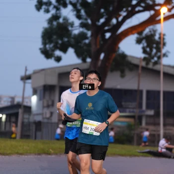 Runner Photo 3260027