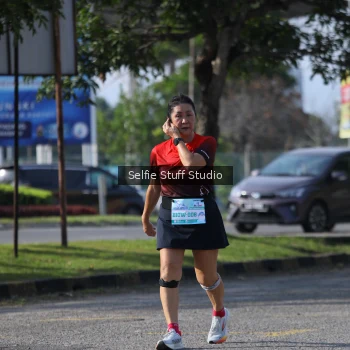 Runner Photo 3260072