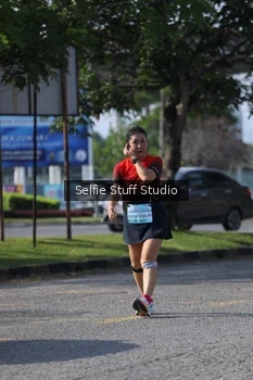 Runner Photo 3260083