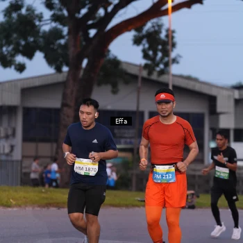 Runner Photo 3260169