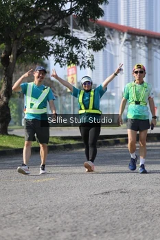 Runner Photo 3260171